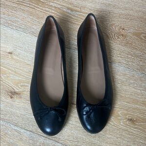 Flattered Black Leather ballet Flats with Bow